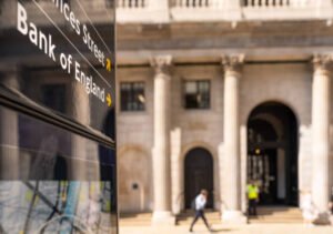 How to Open a Bank Account in the UK for New Immigrants