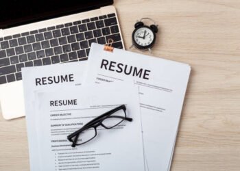 How to Craft a Winning Job Application Resume for International Job Seekers